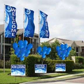 Winter Budget Vertical Flag and Balloon Curb Appeal