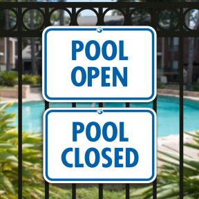 Pool Open and Pool Closed Sign Kit